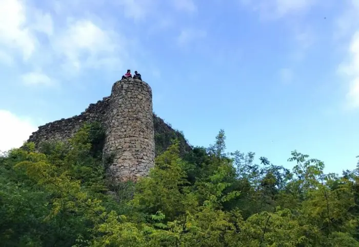 قلعه ماروه در دل سرسبزی ها، یکی از جاهای دیدنی مازندران 569747